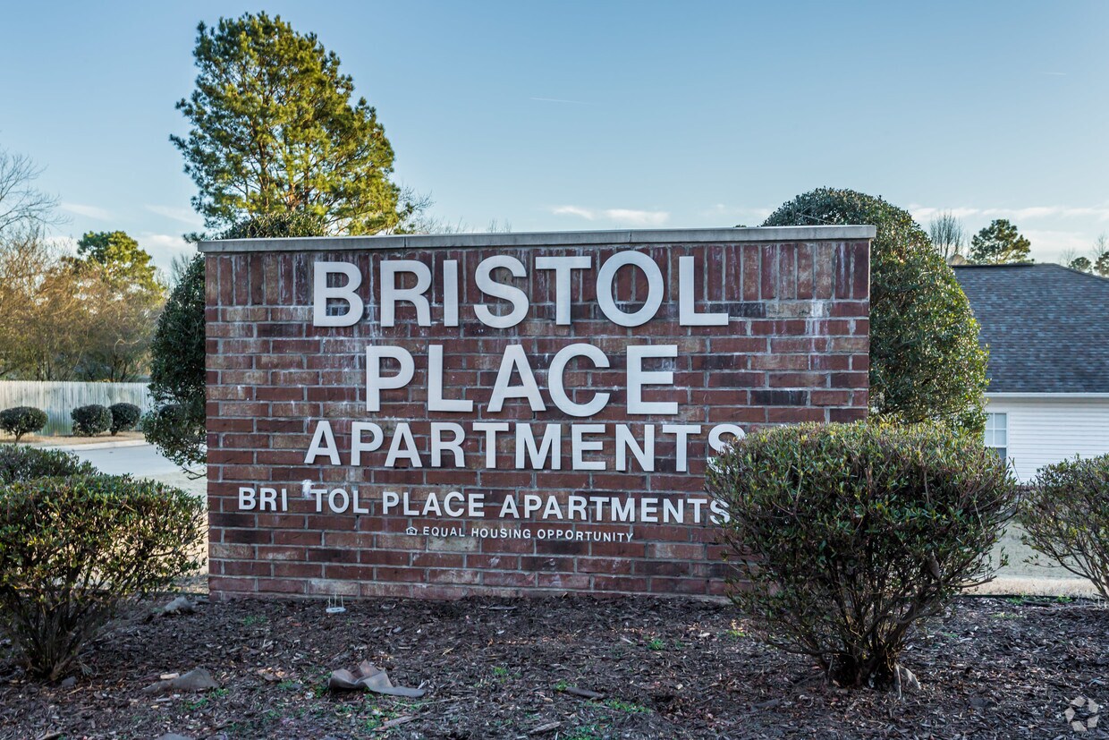 Foto del edificio - Bristol Place Apartments