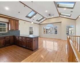 Building Photo - 213 Pearsall Ave