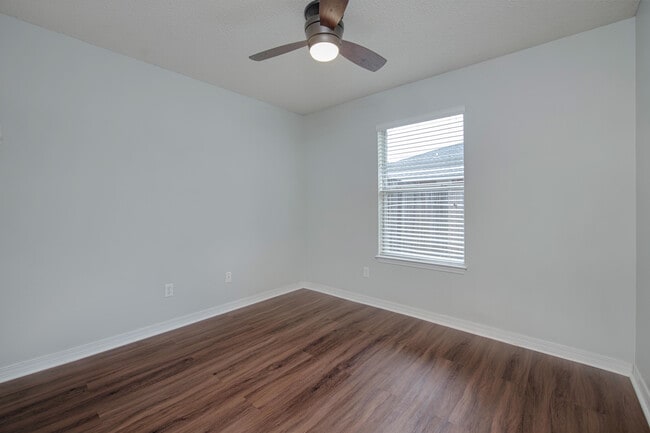 Building Photo - 4268 Lancaster Dr