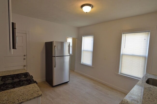 Photo - 28 Taft Street Unit 2 Apartment