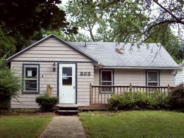 Foto principal - 203 E Aerl St