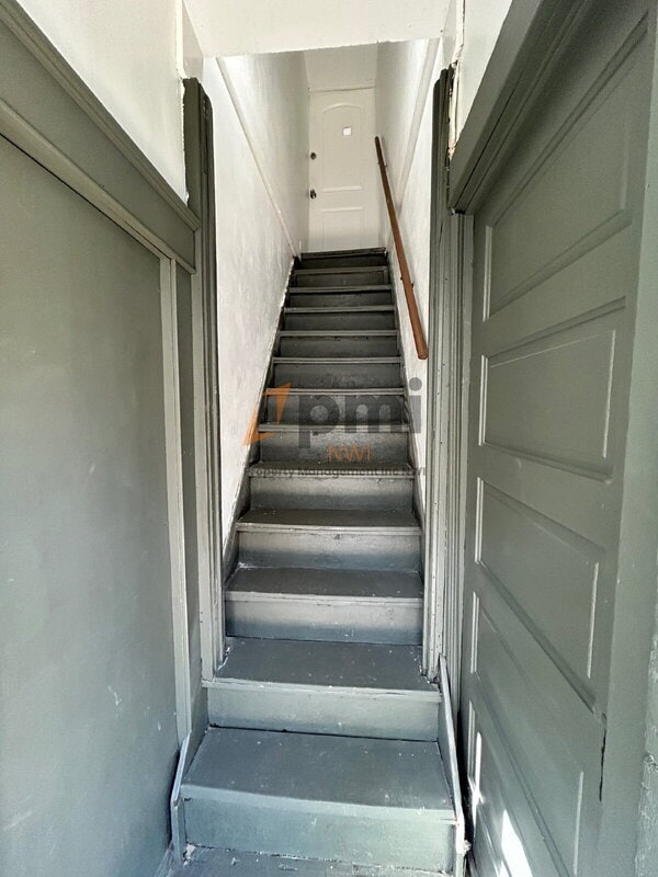 Building Photo - 203 Dupage St