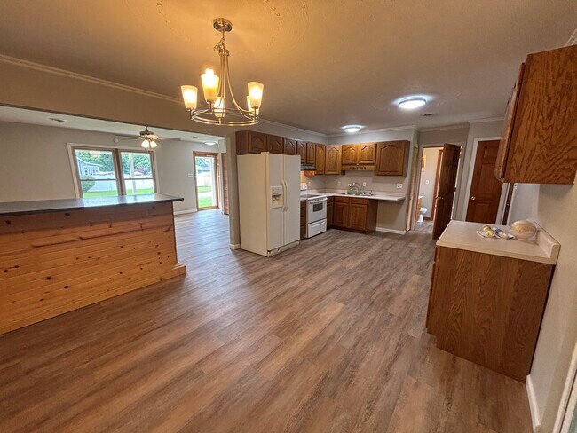 Foto del edificio - 1405 Cedar St