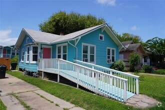 Building Photo - 4728 Avenue R 1/2