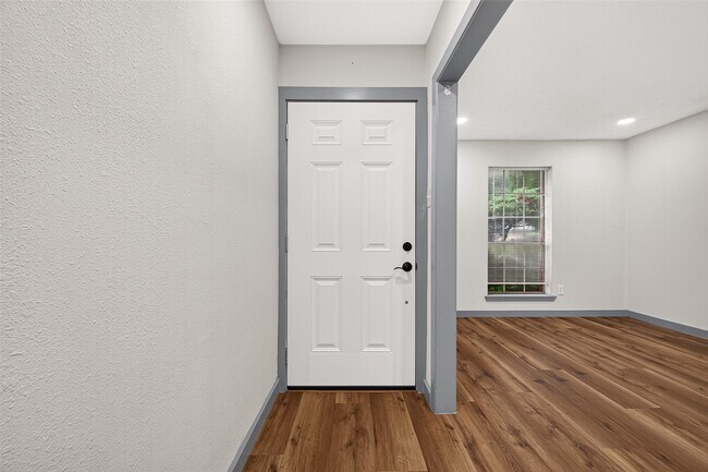 Foto del edificio - 3102 Knotty Oaks Trail