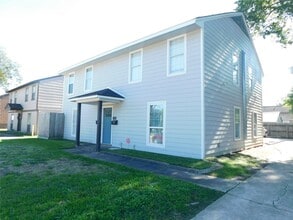 Building Photo - 3332 Blodgett St