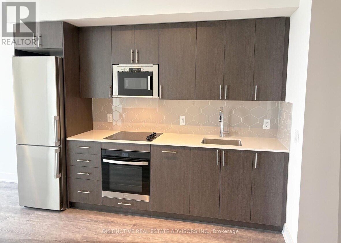 Photo principale - 2545-2545 Simcoe St N