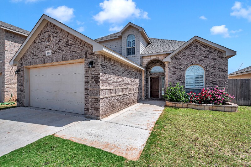 Foto principal - 8330 E County Rd 114