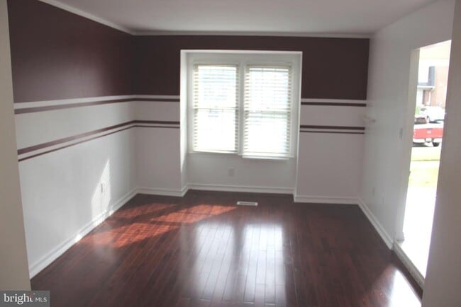 Building Photo - 41 Bralan Ct