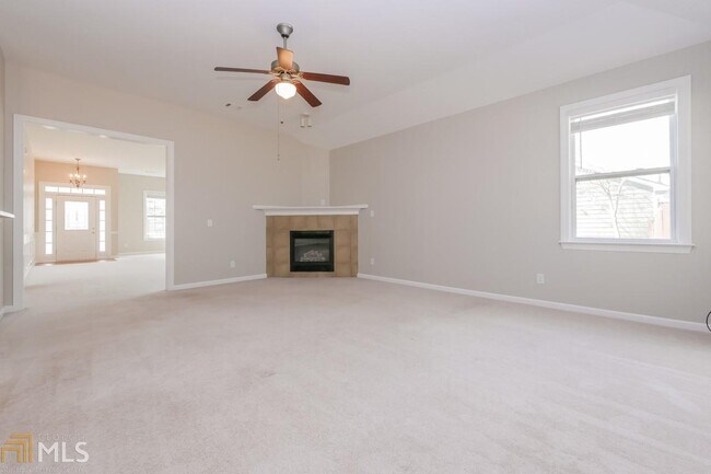 Building Photo - 341 Southgate Dr