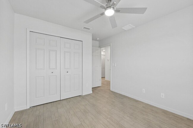 Foto del edificio - 3429 SW 8th Pl