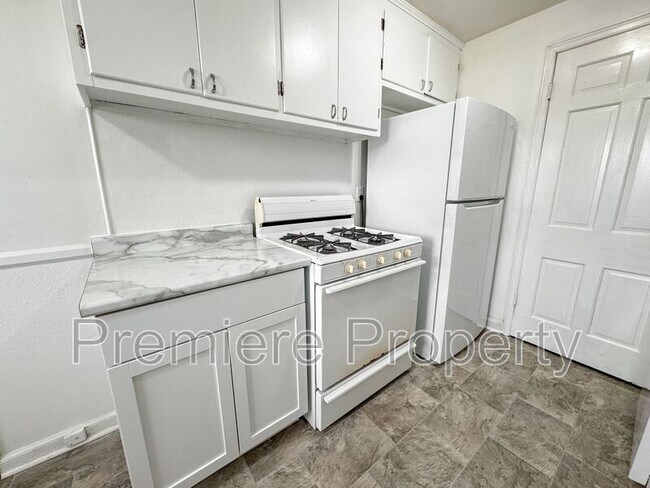 Foto del edificio - 7635 Wyandotte St