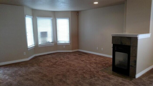 Building Photo - 4507 Emerald Spring Ln