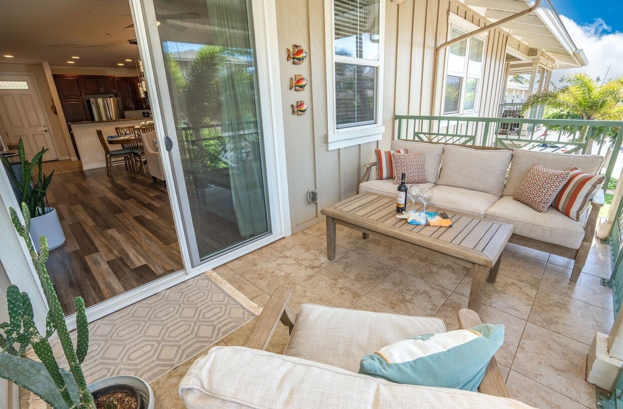 Foto principal - Beautiful Fully Furnished, 3 Bed/2 Bath Ka...