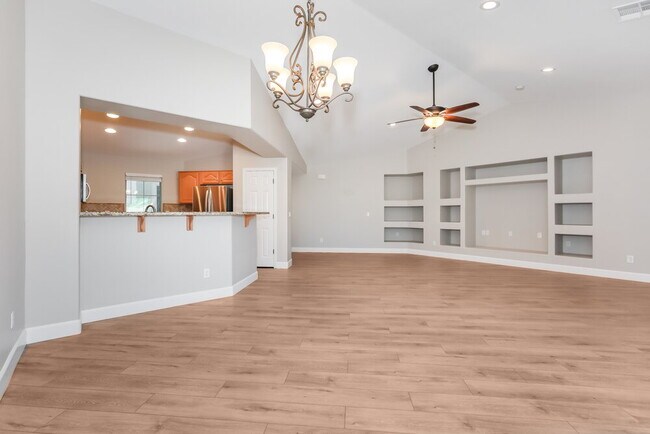 Foto del edificio - 1846 W Half Moon Cir