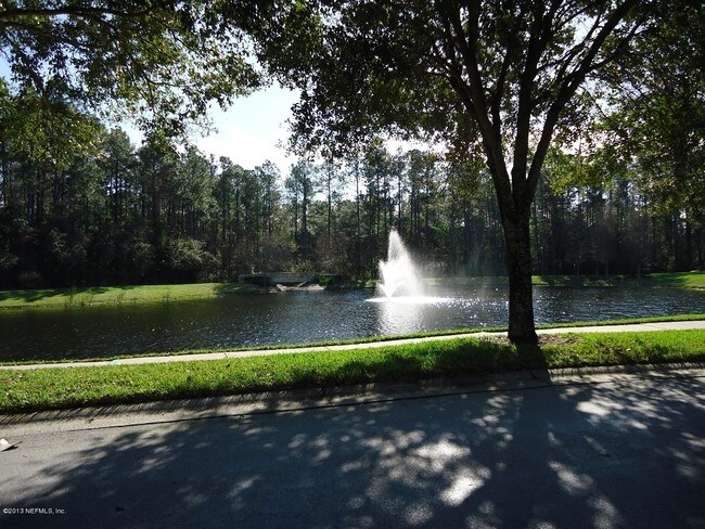 Foto del edificio - 7701 Timberlin Park Blvd