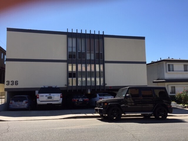 Front of Building - 336 E Santa Anita Ave