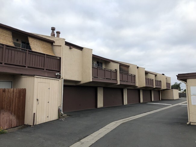 Foto del edificio - 8602 Chapman Ave