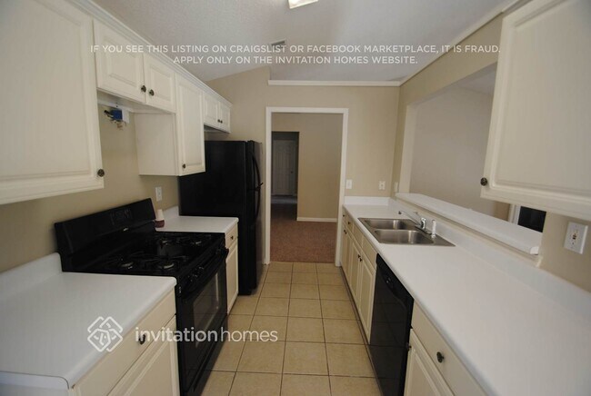 Foto del edificio - 6050 Carriage Park Way