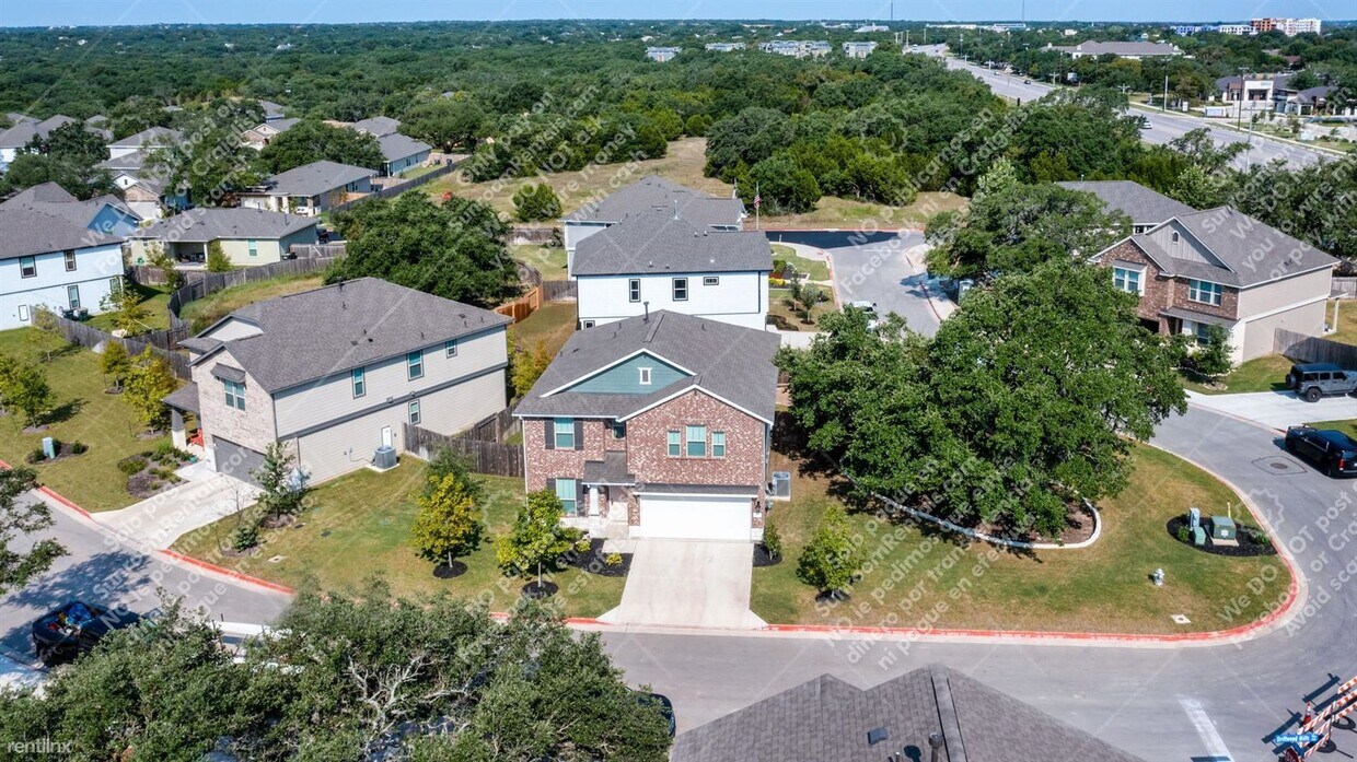 Primary Photo - 4 br, 3.5 bath House - 113 Driftwood Hills...