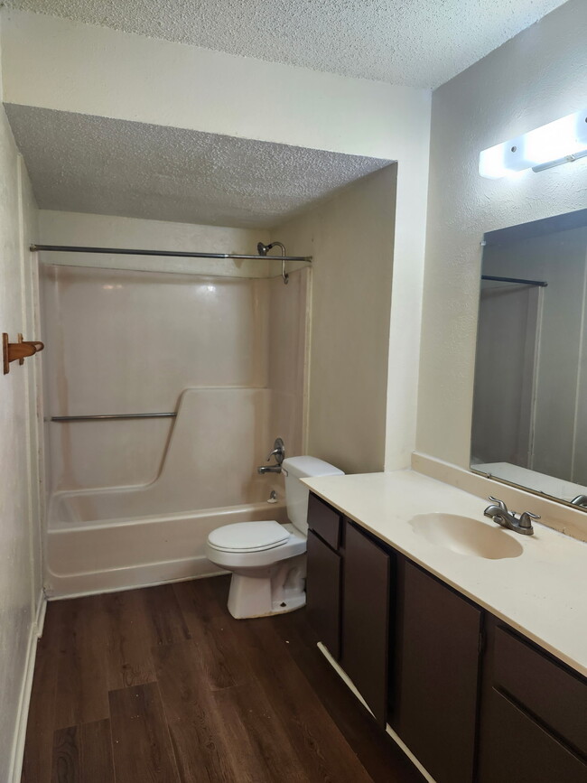 Foto del edificio - 2507 Stella St