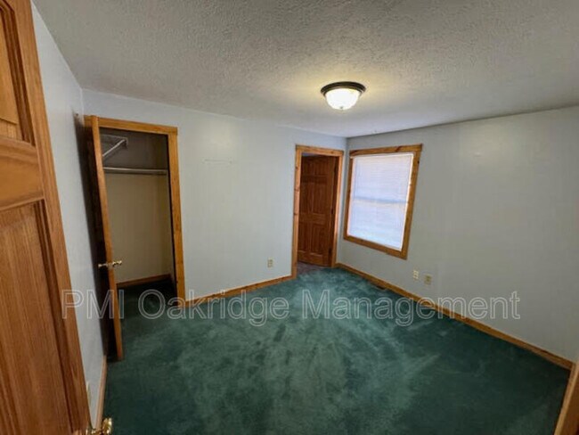 Building Photo - 417 Ohio Ave