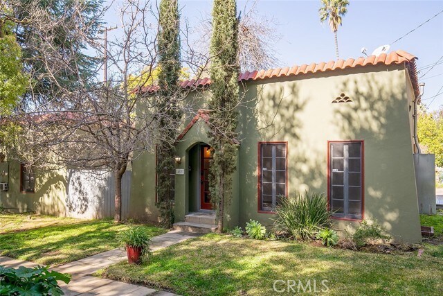 Foto principal - 453 E Sacramento St