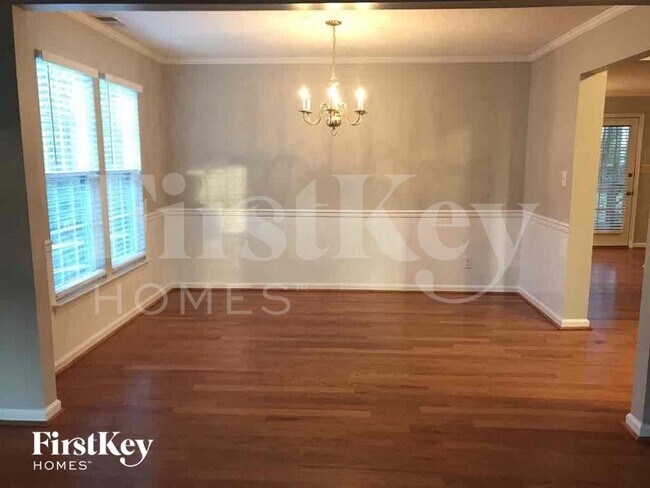Foto del edificio - 5933 Skyline Dr