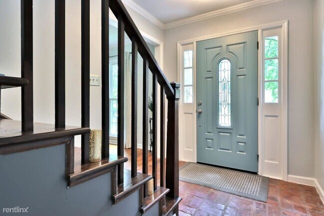 Building Photo - 3 br, 2 bath House - 1495 Longwood Drive Sw