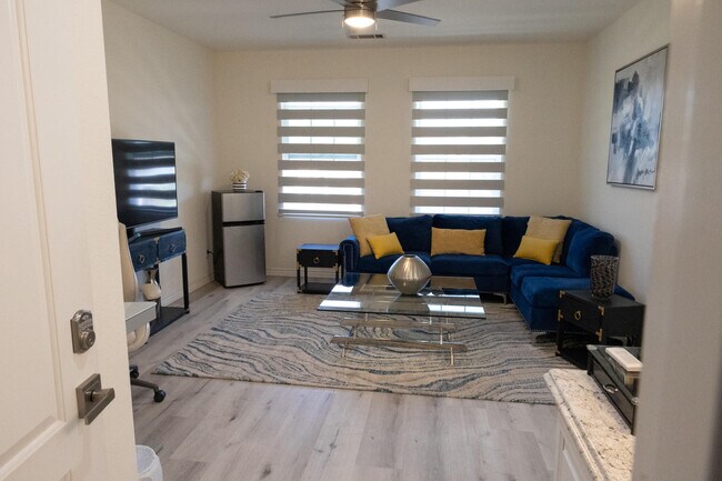 Foto del edificio - 2579 Coyote Ridge Ter