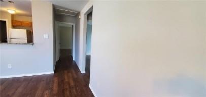 Foto del edificio - 1715 Manor Garden Mnr