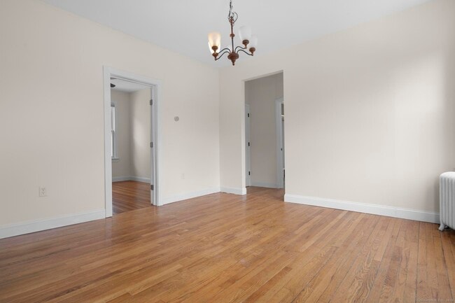 Building Photo - 180 Peck Ave