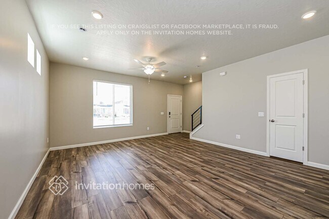 Building Photo - 42 N Riverside Dr