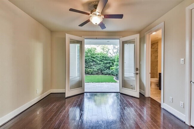 Foto del edificio - 4014 Barnes St