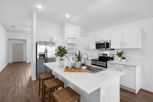 Foto del edificio - 113 Knoll Pines Drive