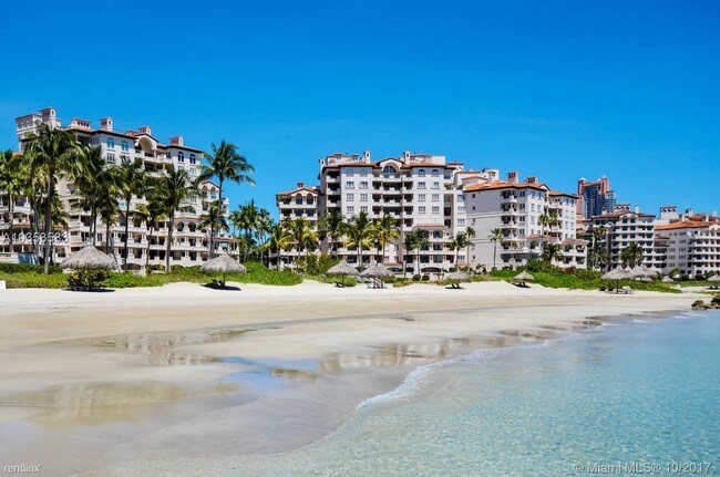 Foto del edificio - 7811 Fisher Island Dr