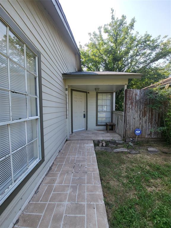 Primary Photo - 9712 Eastwend Dr
