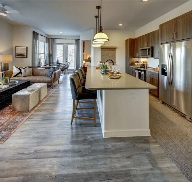 Building Photo - 801 C-Bar Ranch Trl