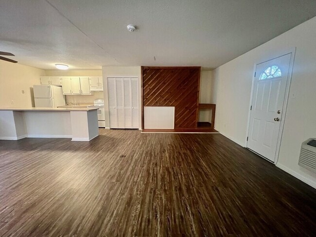 Foto del edificio - 1418 Riverview Rd