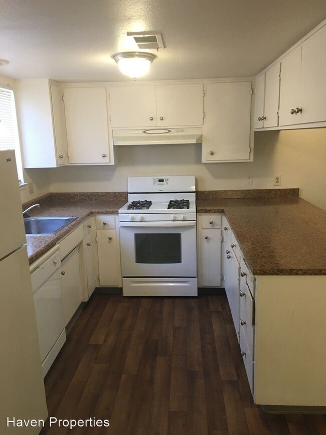 Building Photo - 209 Sharon Way
