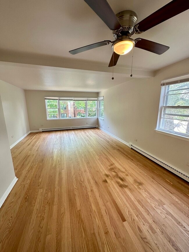 Foto del edificio - 5640 N Talman Ave