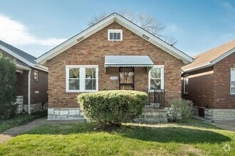 Building Photo - 5336 Chippewa St