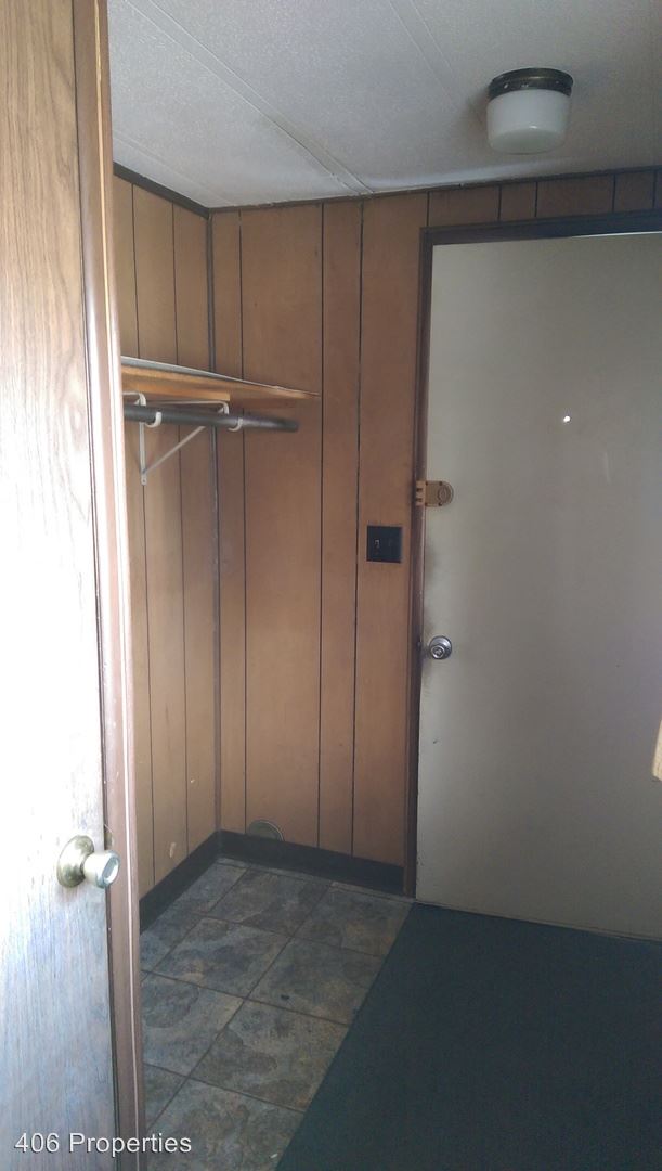 Foto del edificio - 1040 Sun Valley Rd