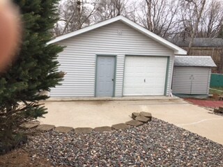 workshop - 11331 W River Rd