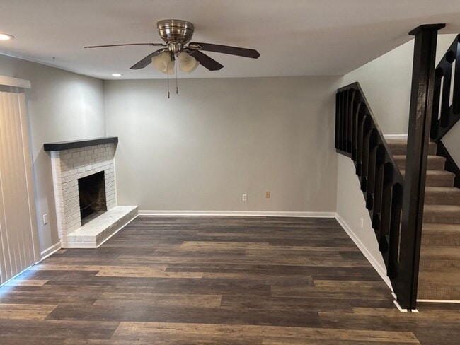 Building Photo - Renovated Town Home - pictures and showing...