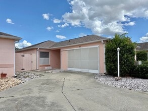 Building Photo - 611 Nuevo Leon Ln