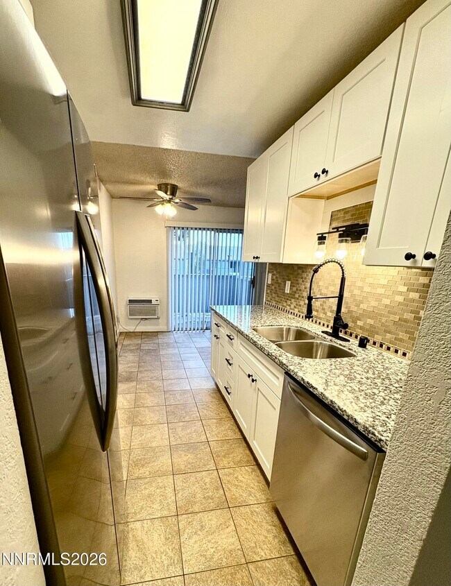 Foto del edificio - 3948 Clear Acre Ln