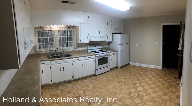 Building Photo - 360 Johnsie and Billie Harris St