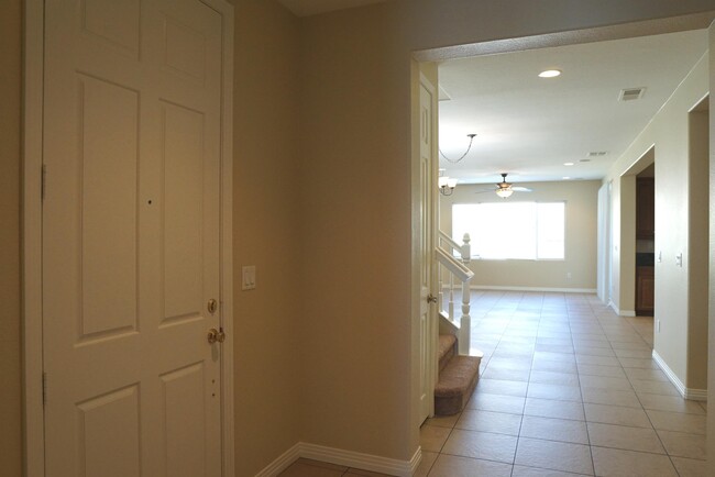 Building Photo - 35579 Domani Dr