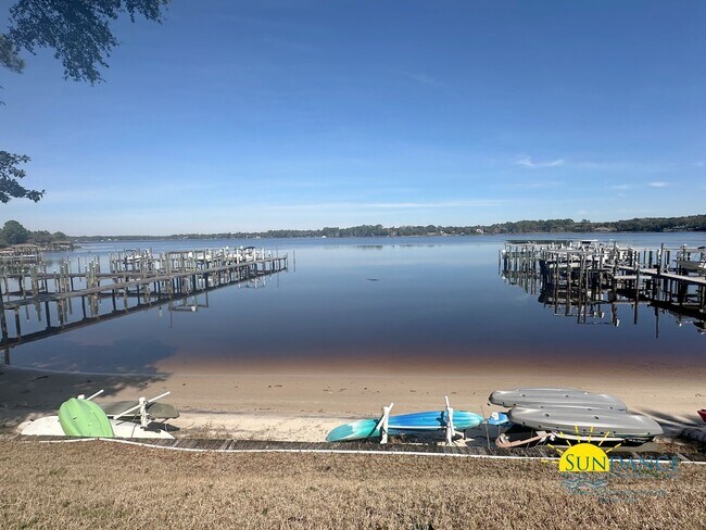 Foto del edificio - 3 Bedroom Townhome with Community Pools, Dock & Beach Access in Hidden Bay Village!